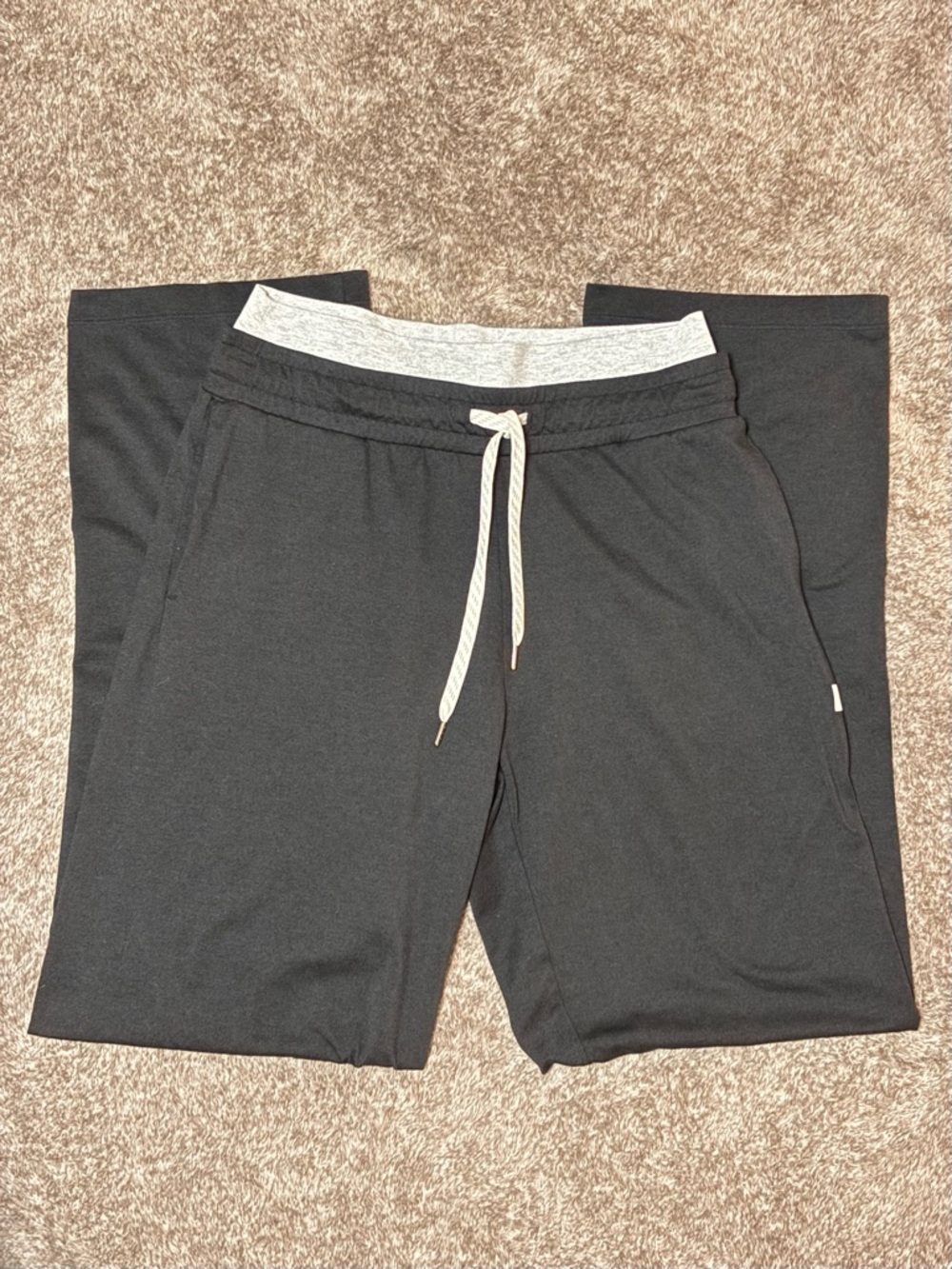 S - Vuori straight leg, double waistband sweatpants
